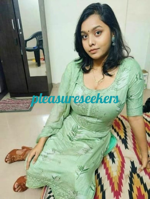 New Married Sexy Housewife in Hyderabad 100% Guarantees Satisfaction